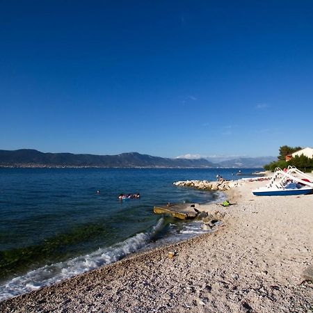 Apartments David - 20M From The Beach With Parking Трогір Екстер'єр фото
