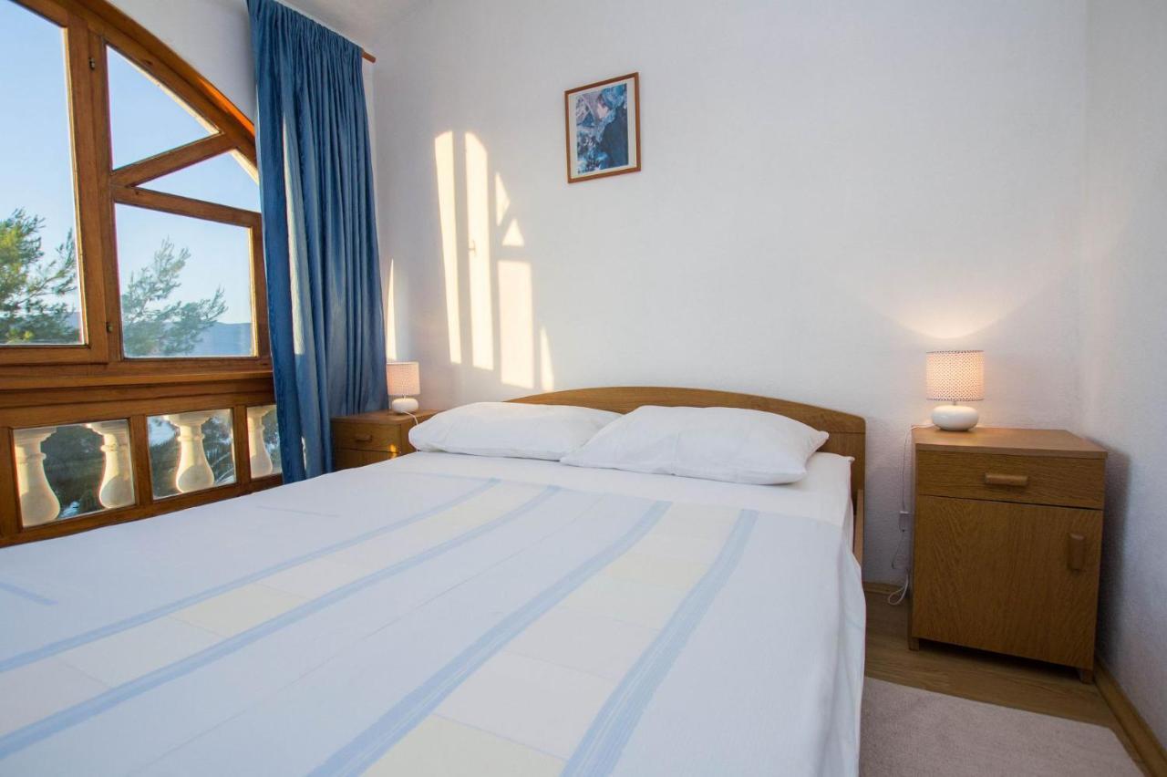 Apartments David - 20M From The Beach With Parking Трогір Екстер'єр фото