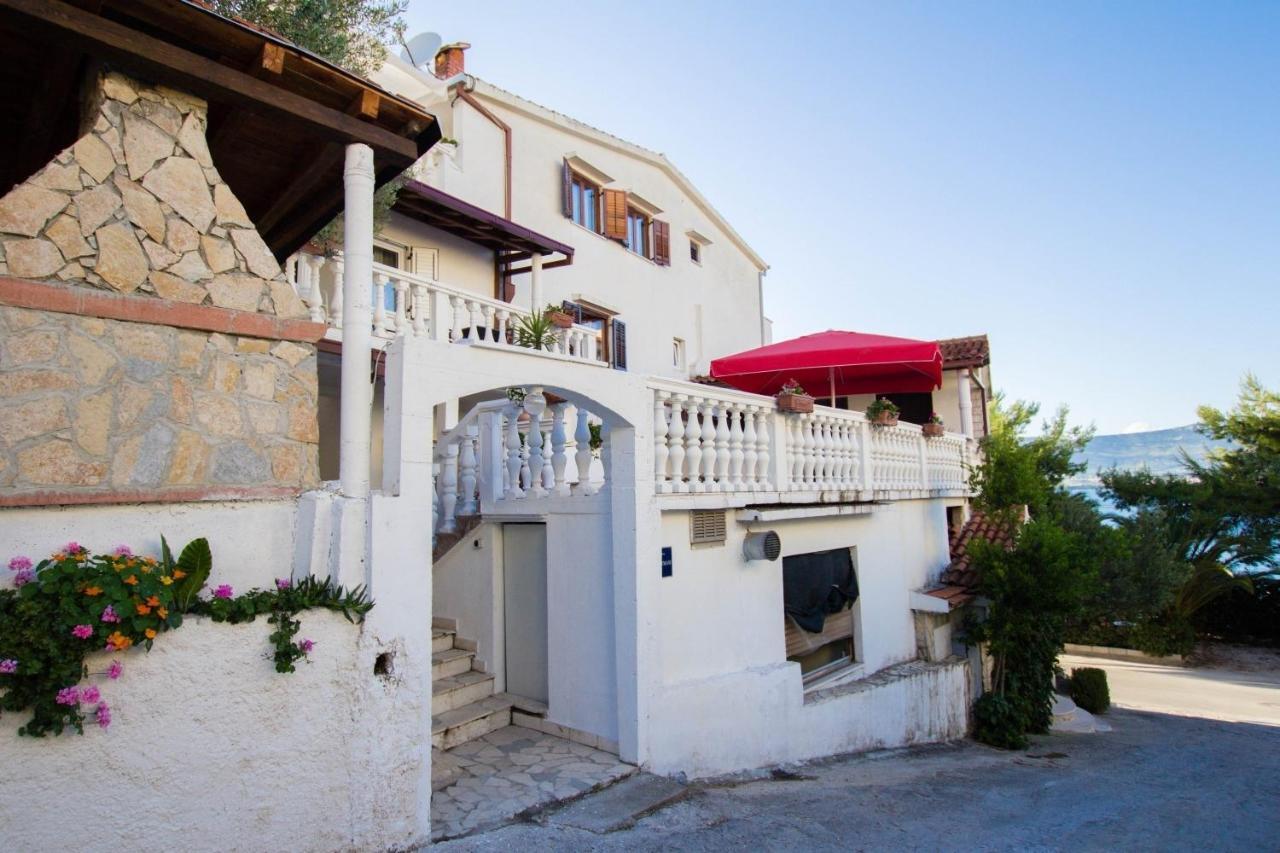 Apartments David - 20M From The Beach With Parking Трогір Екстер'єр фото