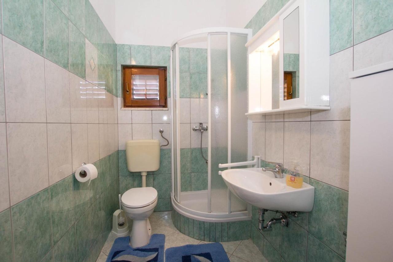 Apartments David - 20M From The Beach With Parking Трогір Екстер'єр фото